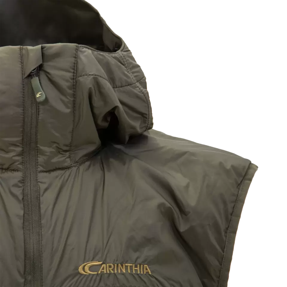 CARINTHIA TLG VEST MEN'S - OLIVE closeup